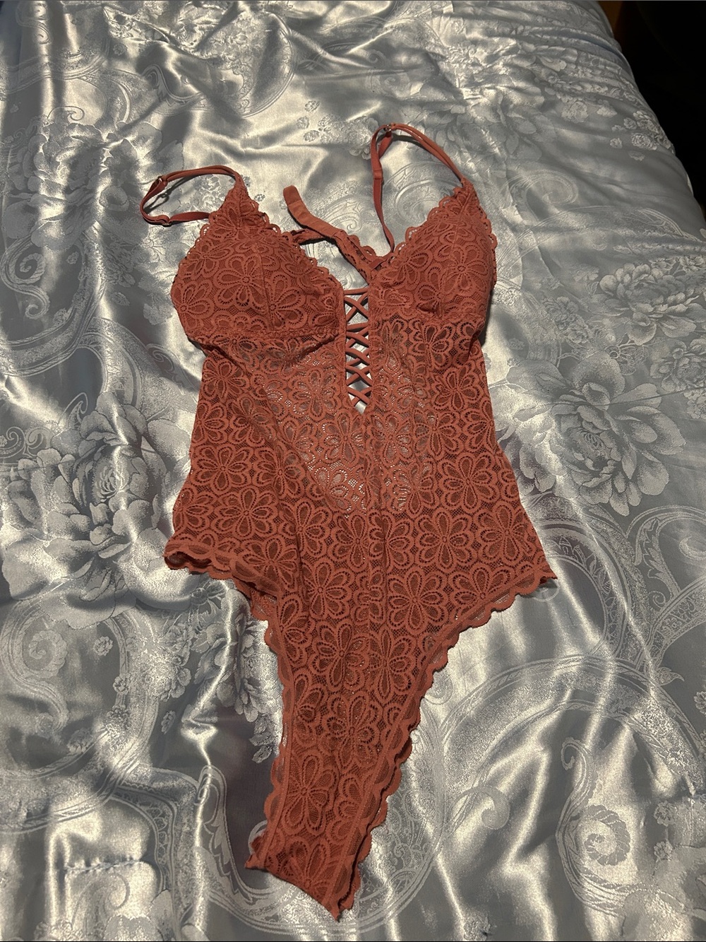 Lace Floral Bodysuit Teddy in mauve